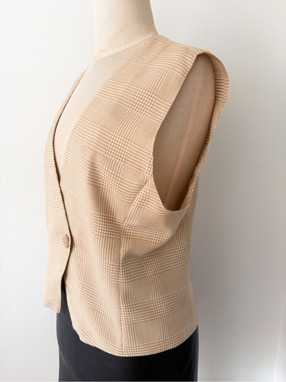 Vintage AGMIR Beige Plaid Houndstooth Vest, Size M - Made in Europe - Picture 8 of 10